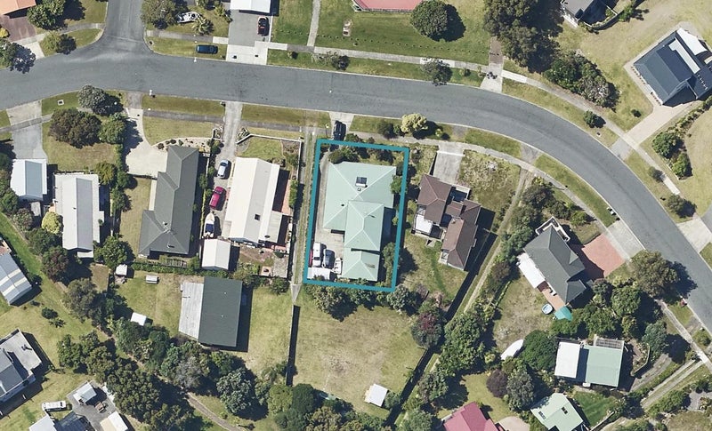 14 Papaunahi Road, Bowentown, Katikati - Carousel 1