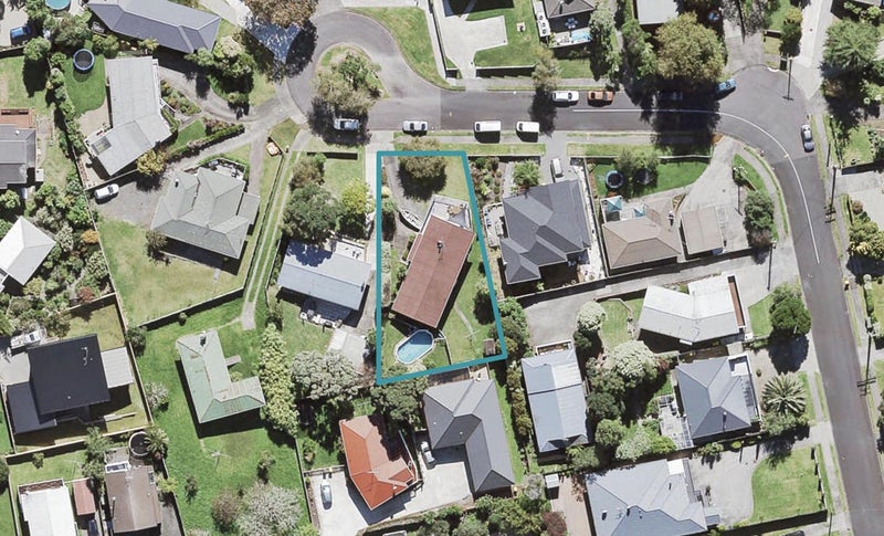24 Mason Street, New Lynn, Auckland - Carousel 1