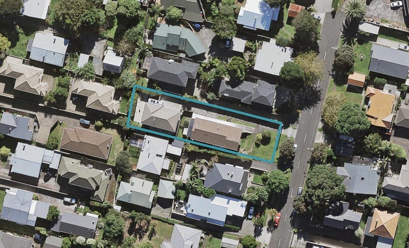 7A Queensway, Three Kings, Auckland - Carousel 1