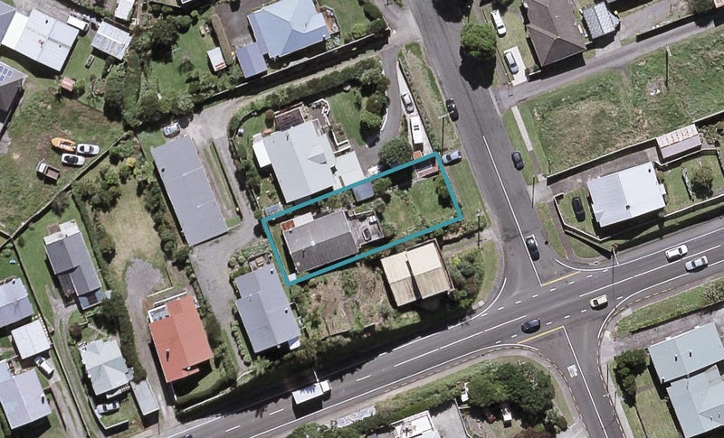 64 Bayly Road, Blagdon, New Plymouth - Carousel 1