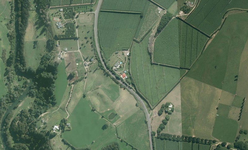 571A State Highway 33, Paengaroa, Te Puke - Carousel 1