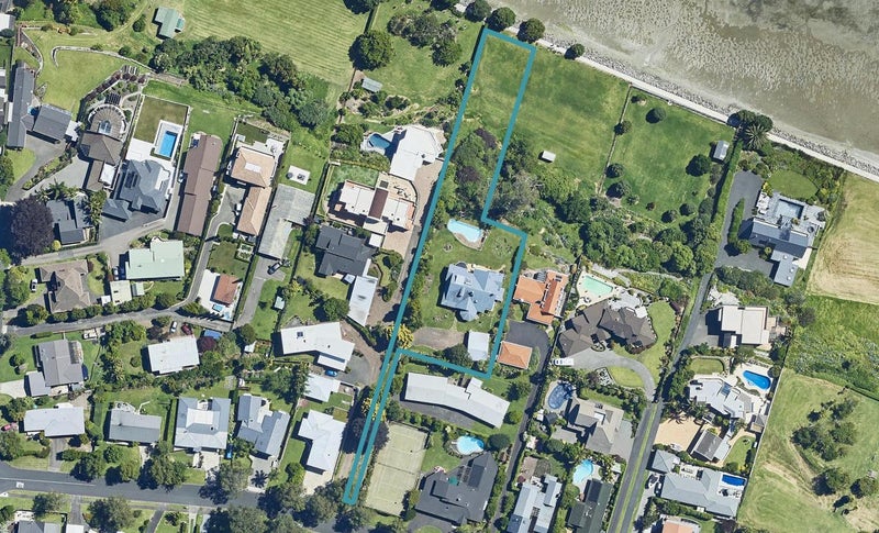 21 Pah Street, Matua, Tauranga - Carousel 1
