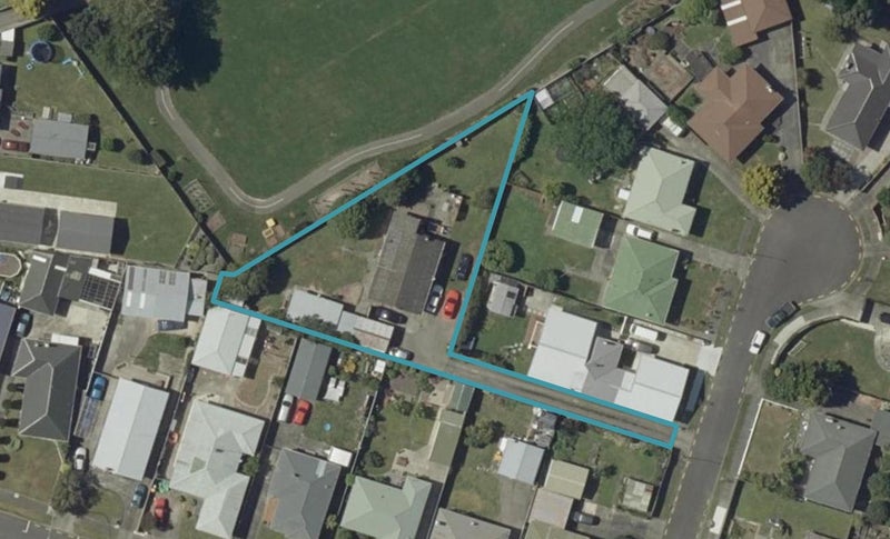 3 Moray Place, Highbury, Palmerston North - Carousel 1