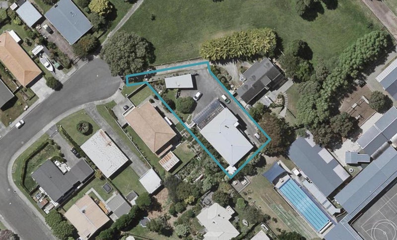 10 Aaron Court, Paraparaumu Beach, Paraparaumu - Carousel 1