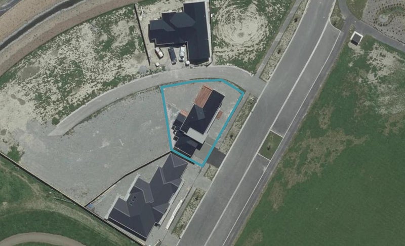 16 Walter Case Drive, Casebrook, Christchurch - Carousel 1