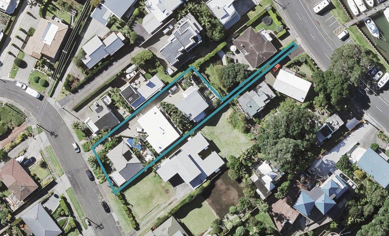 1/25 Prospect Terrace, Milford, Auckland - Carousel 1