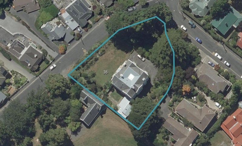 32 Littlebourne Road, Roslyn, Dunedin - Carousel 1