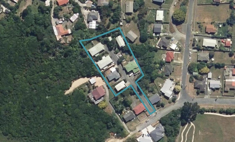 16E Mawhare Street, Titahi Bay, Porirua - Carousel 1