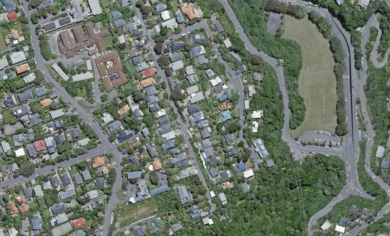 43 Ponsonby Road, Karori, Wellington - Carousel 1