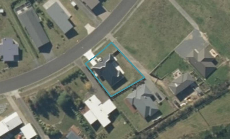 111 Parekaawa Drive, Turangi - Carousel 1