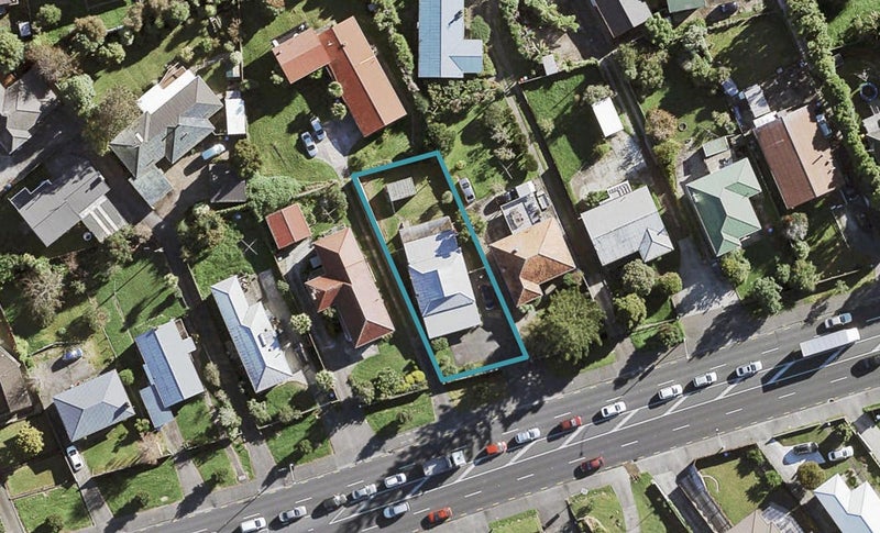 56 Maioro Street, New Windsor, Auckland - Carousel 1