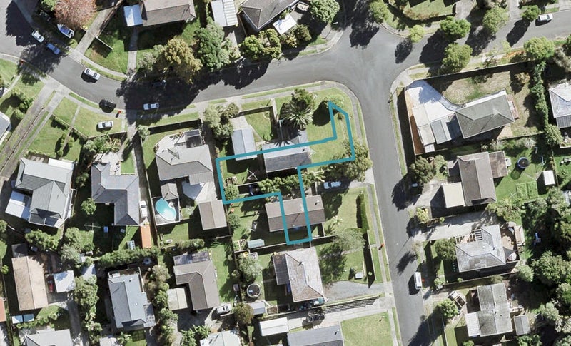 10A Clensmore Place, Torbay, Auckland - Carousel 1