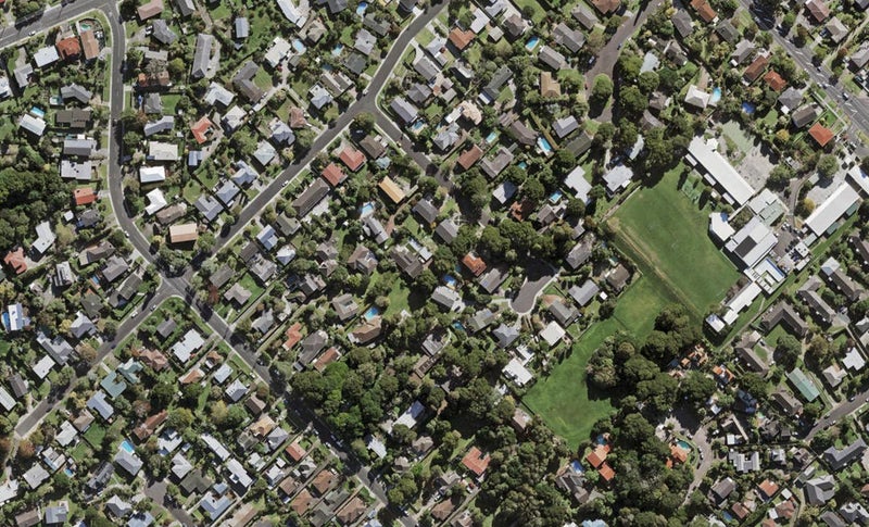11 Northgrove Avenue, Hillcrest, Auckland - Carousel 1