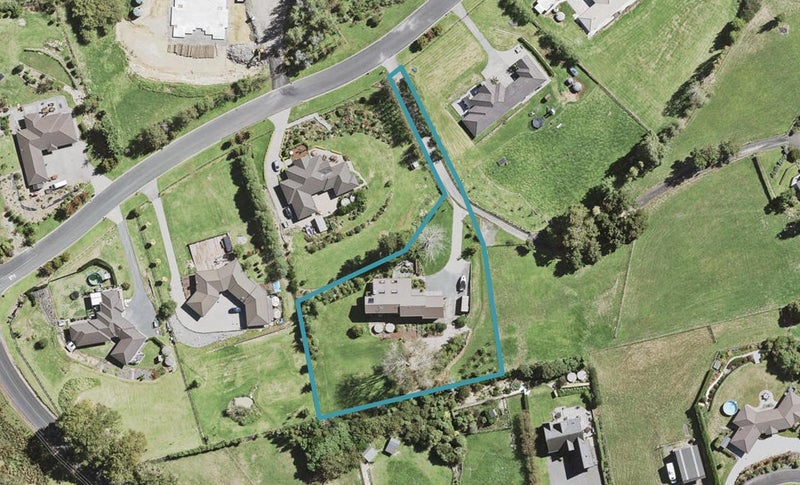 17 Judge Richardson Drive, Papakura - Carousel 1