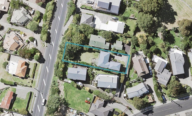 83 Knights Road, Rothesay Bay, Auckland - Carousel 1