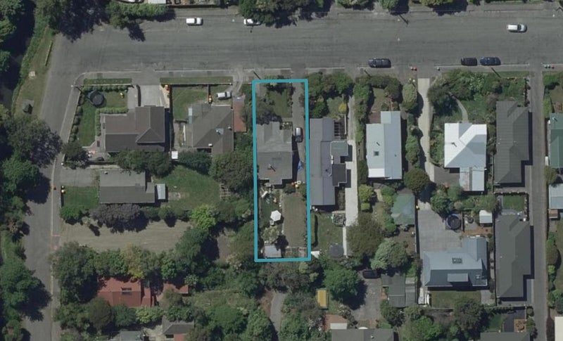 12 Riverview Street, Beckenham, Christchurch - Carousel 1