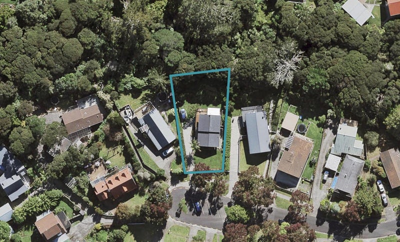 15 Houston Place, Bayview, Auckland - Carousel 1