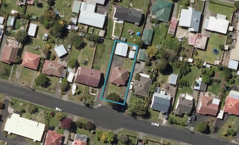 18 Churchill Street, Kensington, Whangarei - Carousel 1
