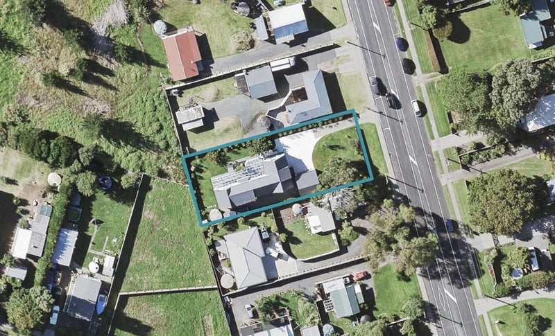 8 Wakelin Road, Beachlands, Auckland - Carousel 1