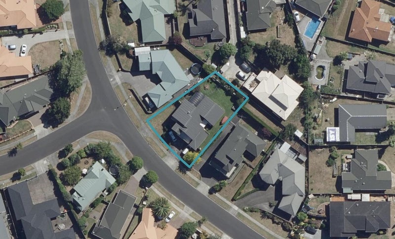 8 Ayrshire Drive, Grandview Heights, Hamilton - Carousel 1