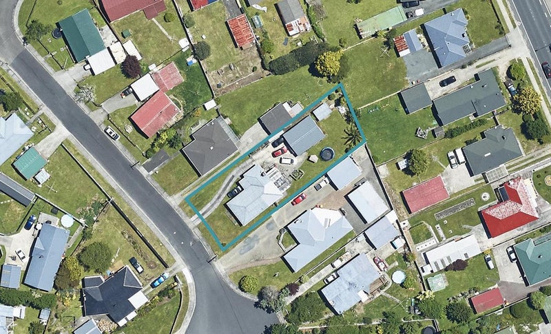 6 Puweto Street, Selwyn Heights, Rotorua - Carousel 1