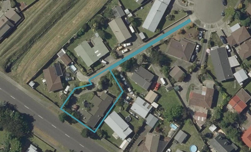 27 Chadwick Place, Highbury, Palmerston North - Carousel 1