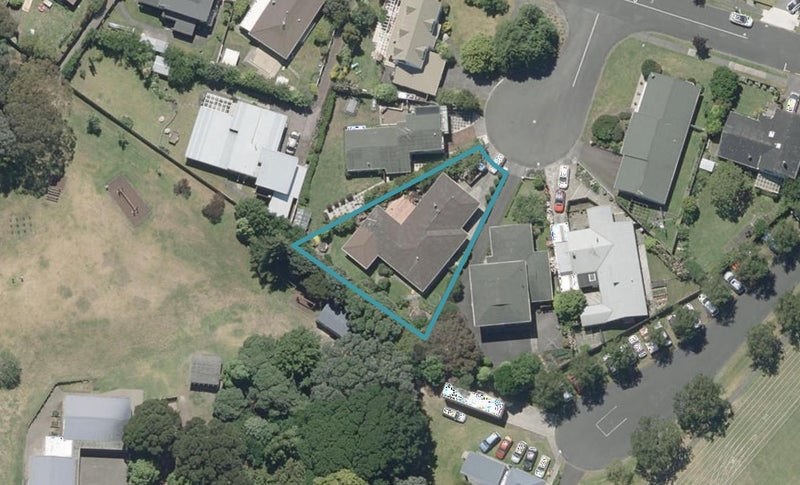 6 Collier Place, Saint Johns Hill, Whanganui - Carousel 1
