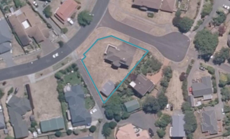 1 Marlow Grove, Wharewaka, Taupo - Carousel 1