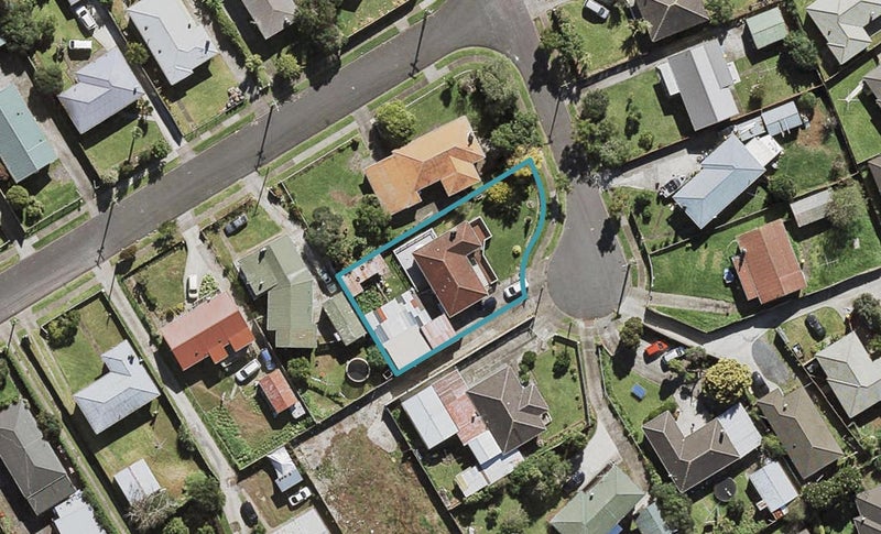 9 Burbridge Road, Favona, Auckland - Carousel 1