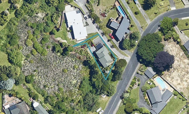 144 Kawaha Point Road, Kawaha Point, Rotorua - Carousel 1