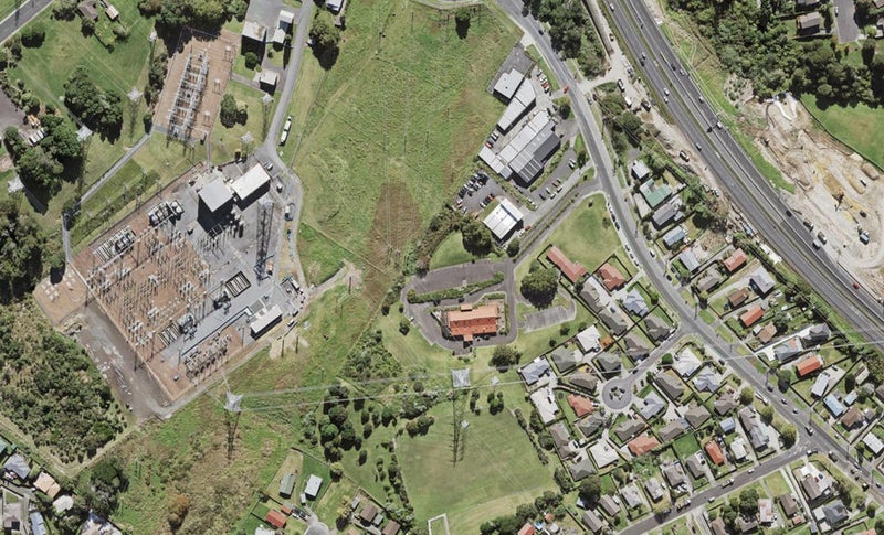 33 Awhi Lane, Massey, Auckland - Carousel 1