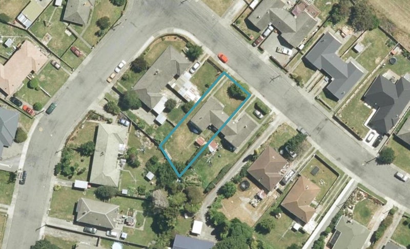 25 Henderson Street, Riversdale, Blenheim - Carousel 1