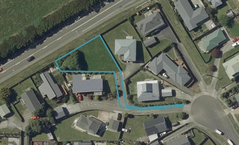 16 Lydia Place, Kelvin Grove, Palmerston North - Carousel 1