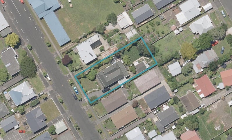 30 Moana Street, Whanganui East, Whanganui - Carousel 1