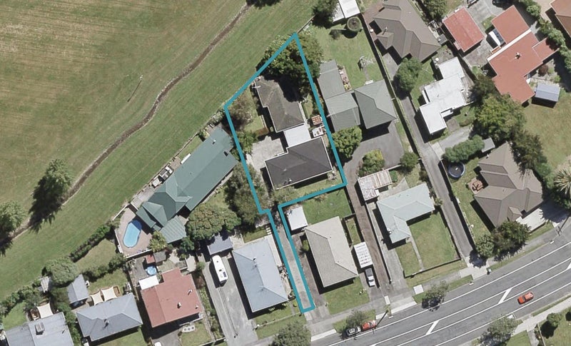1135A Fergusson Drive, Clouston Park, Upper Hutt - Carousel 1
