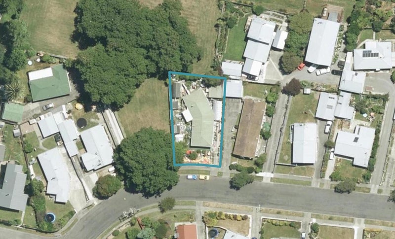 11 Endeavour Street, Riversdale, Blenheim - Carousel 1
