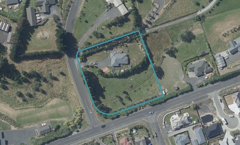 2C Wavy Knowes Drive, Waldronville, Dunedin - Carousel 1