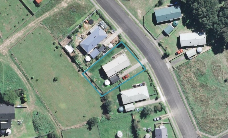 19 Manutahi Drive, Ruatoria, Ruatoria - Carousel 1