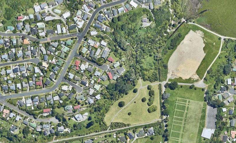 16 Beaufort Avenue, Brookfield, Tauranga - Carousel 1