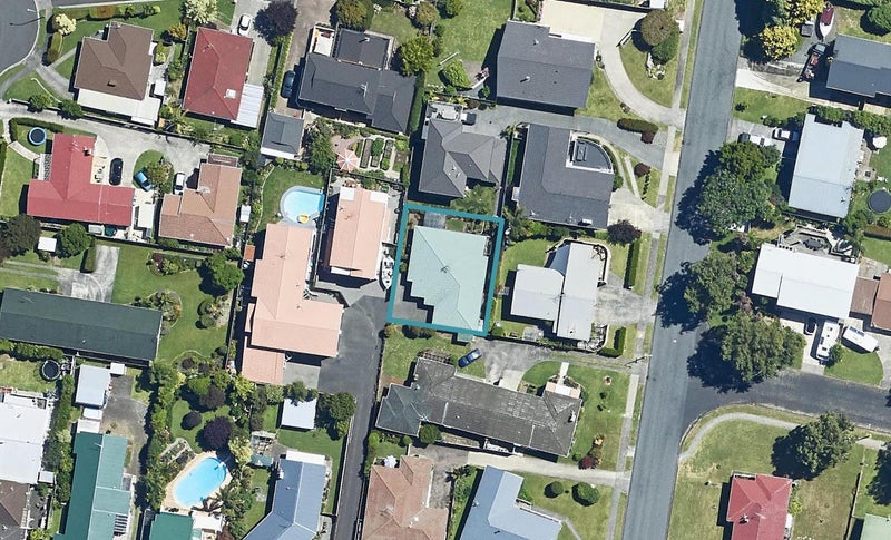 5D Cherrywood Drive, Otumoetai, Tauranga - Carousel 1