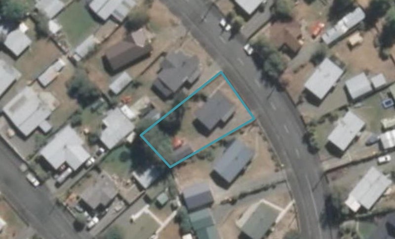 18 Jollie Road, Twizel - Carousel 1