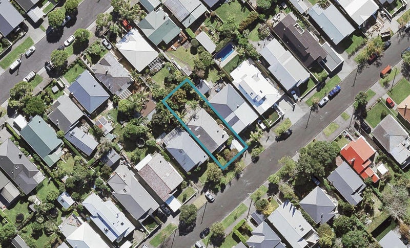 30 Chester Avenue, Westmere, Auckland - Carousel 1
