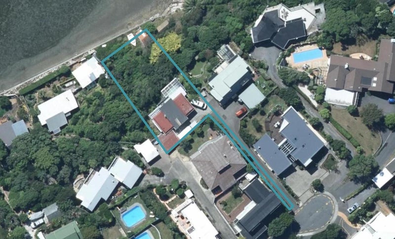 91 Seaview Road, Paremata, Porirua - Carousel 1