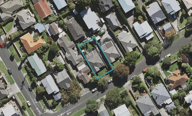 32A Amaru Road, One Tree Hill, Auckland - Carousel 1