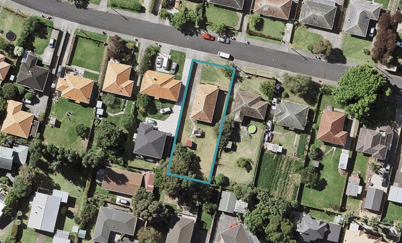 18 Caen Road, Panmure, Auckland - Carousel 1