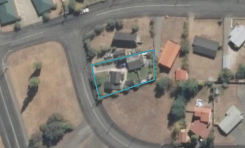 1 Glenbrook Crescent, Twizel - Carousel 1