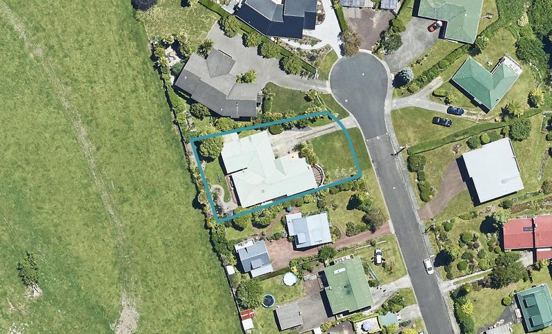 18 Rostrevor Place, Tihiotonga, Rotorua - Carousel 1
