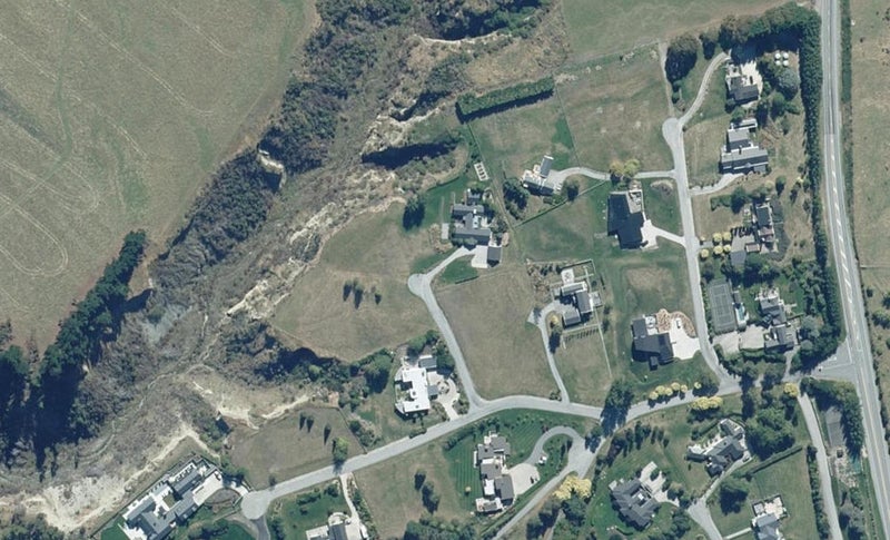6 Summerfield Place, Drift Bay, Queenstown - Carousel 1