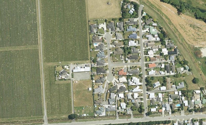16 Clearwater Place, Mayfield, Blenheim - Carousel 1