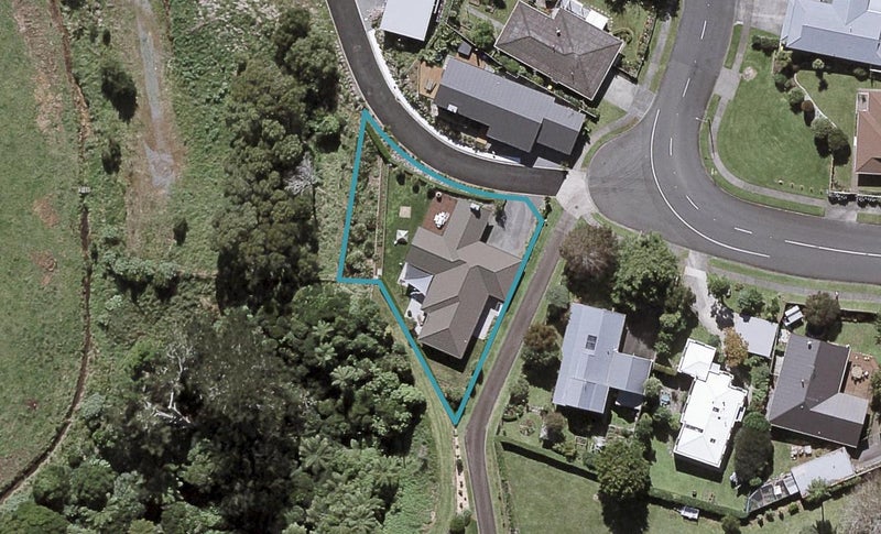46 Wesley Avenue, Ferndale, New Plymouth - Carousel 1